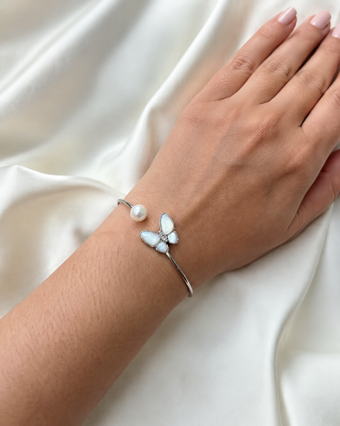 Butterfly Pearl Bracelet