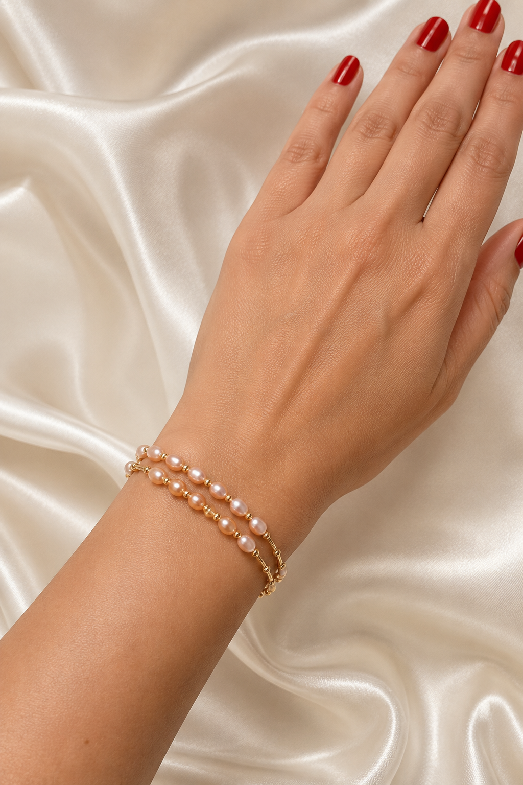Roselle Pearl Bracelet