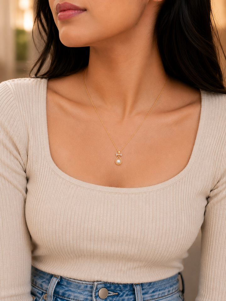 Pearl Lily Pendant
