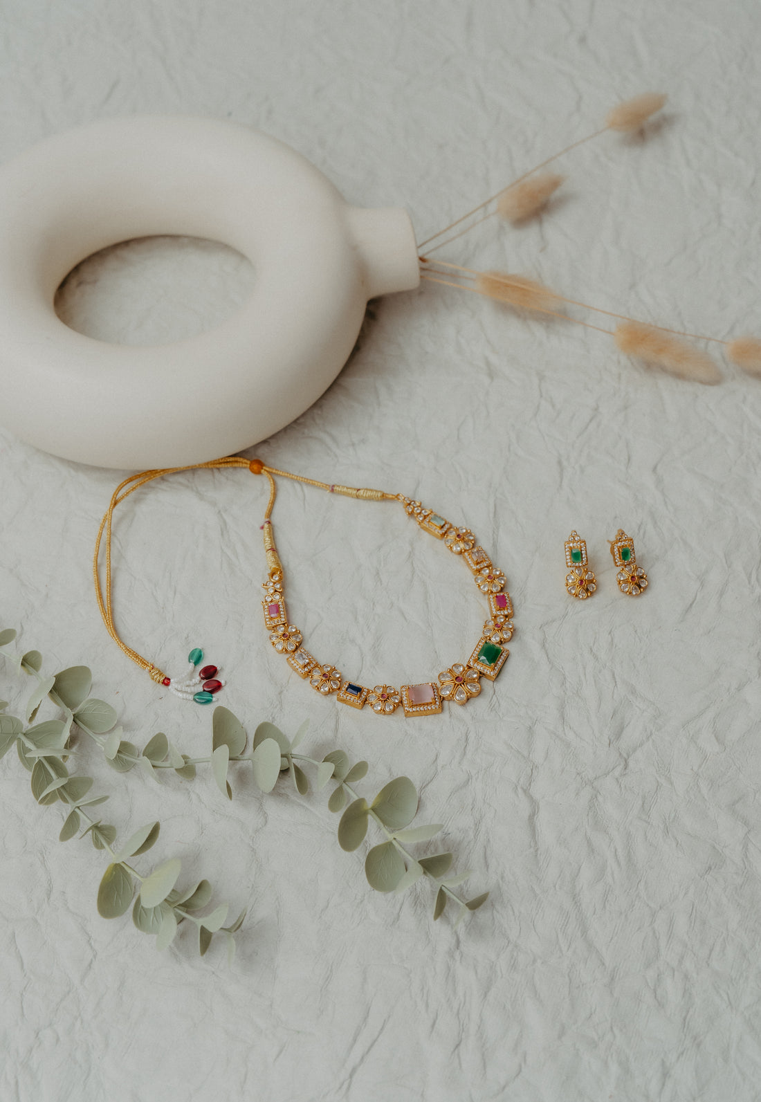 Rasrang Short Necklace Set