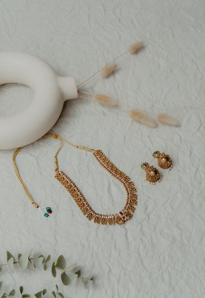 Varnika Short Necklace Set