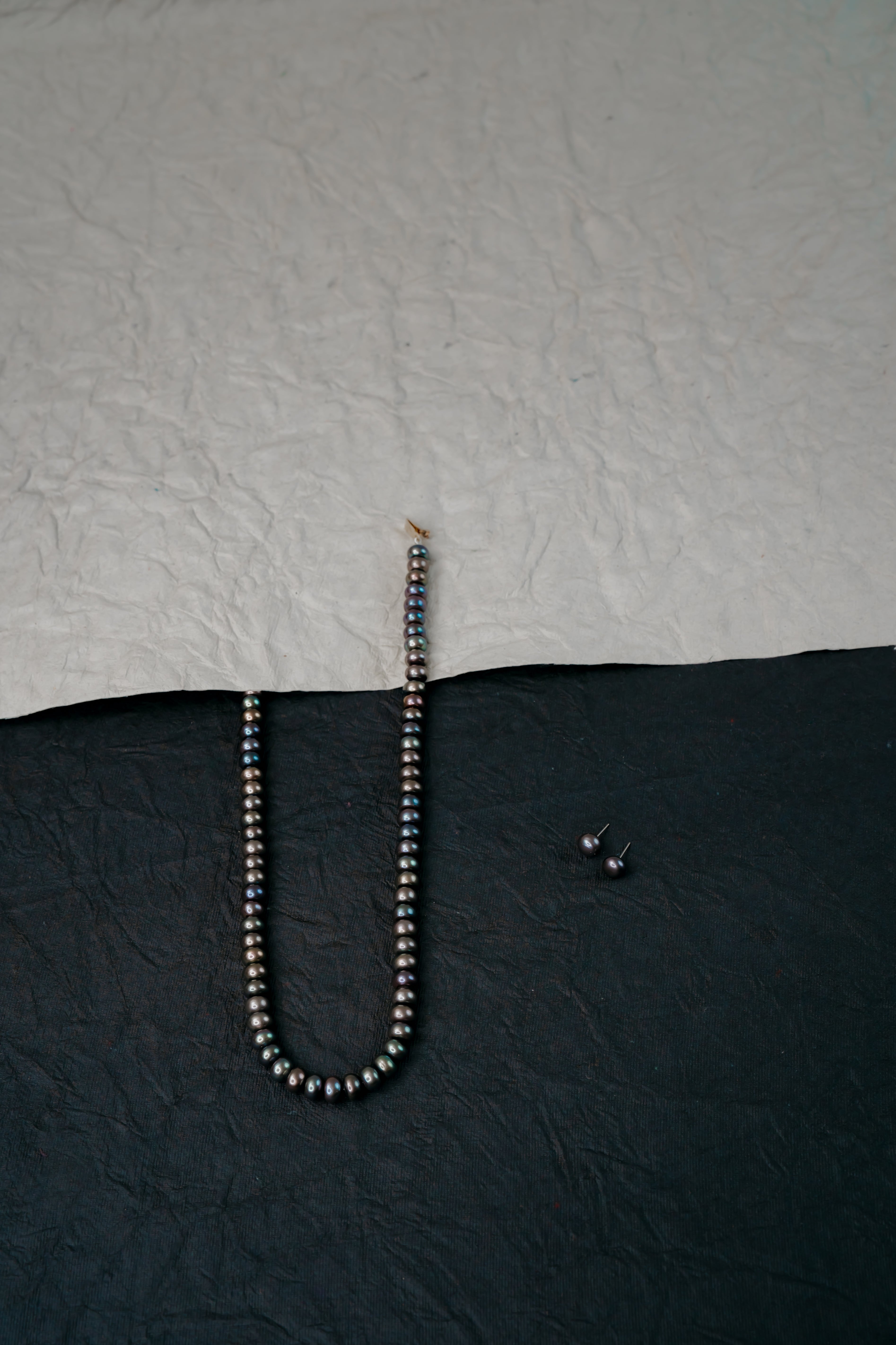 Grey Aura Single line Pearl Set