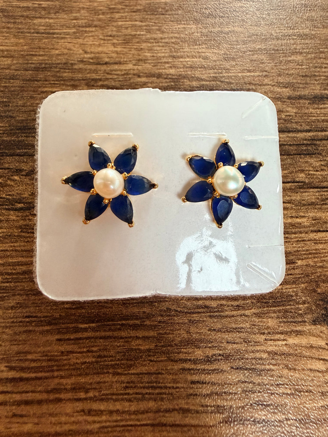 Midnight Bloom Pearl Studs