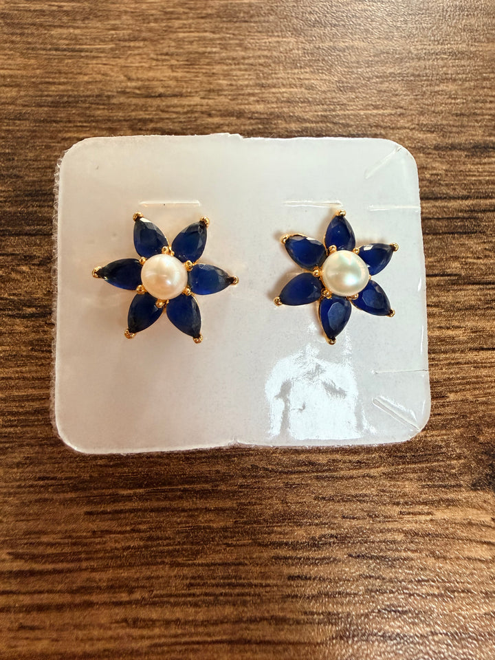 Midnight Bloom Pearl Studs