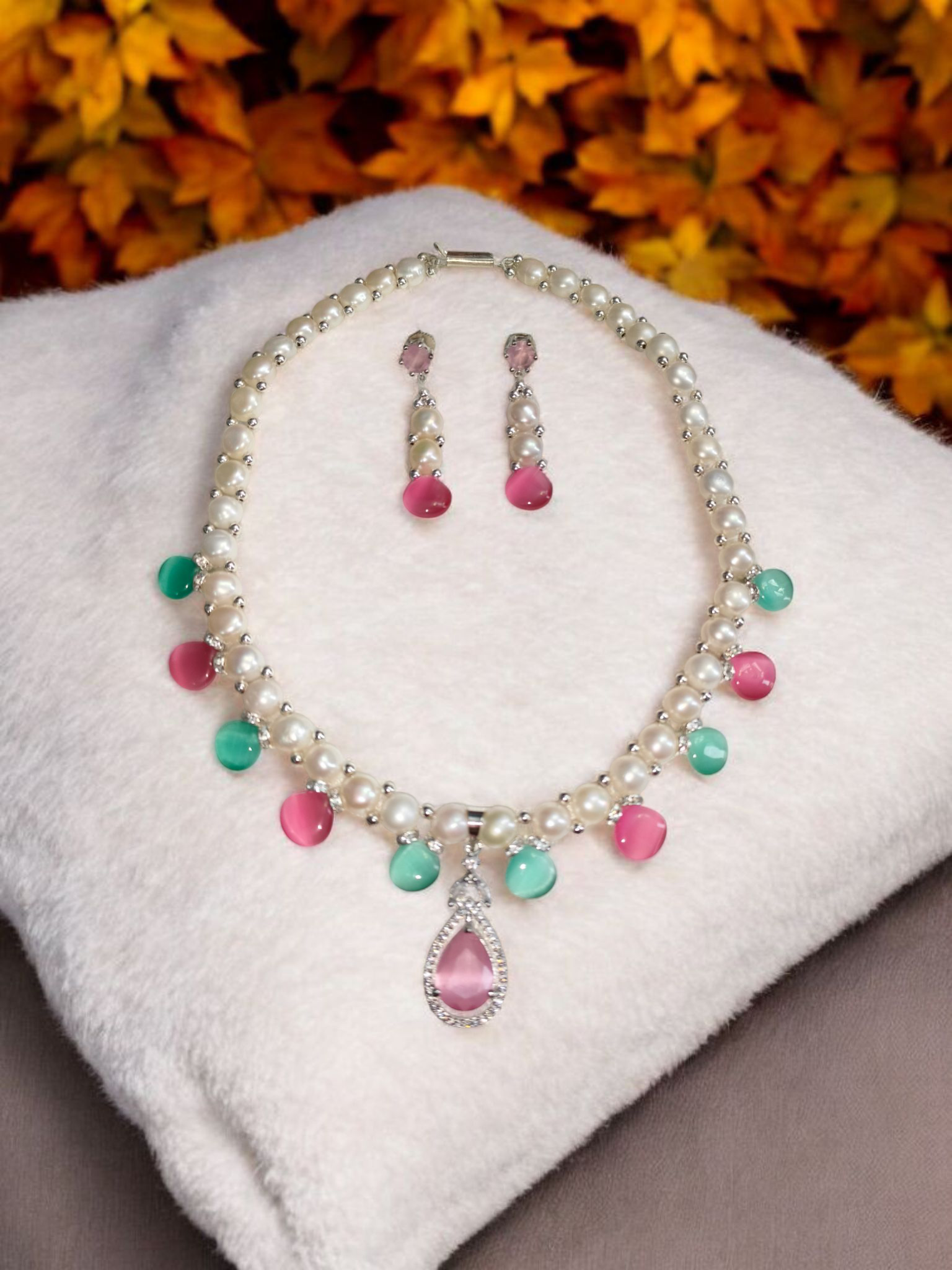 Faux Pearl Necklace set