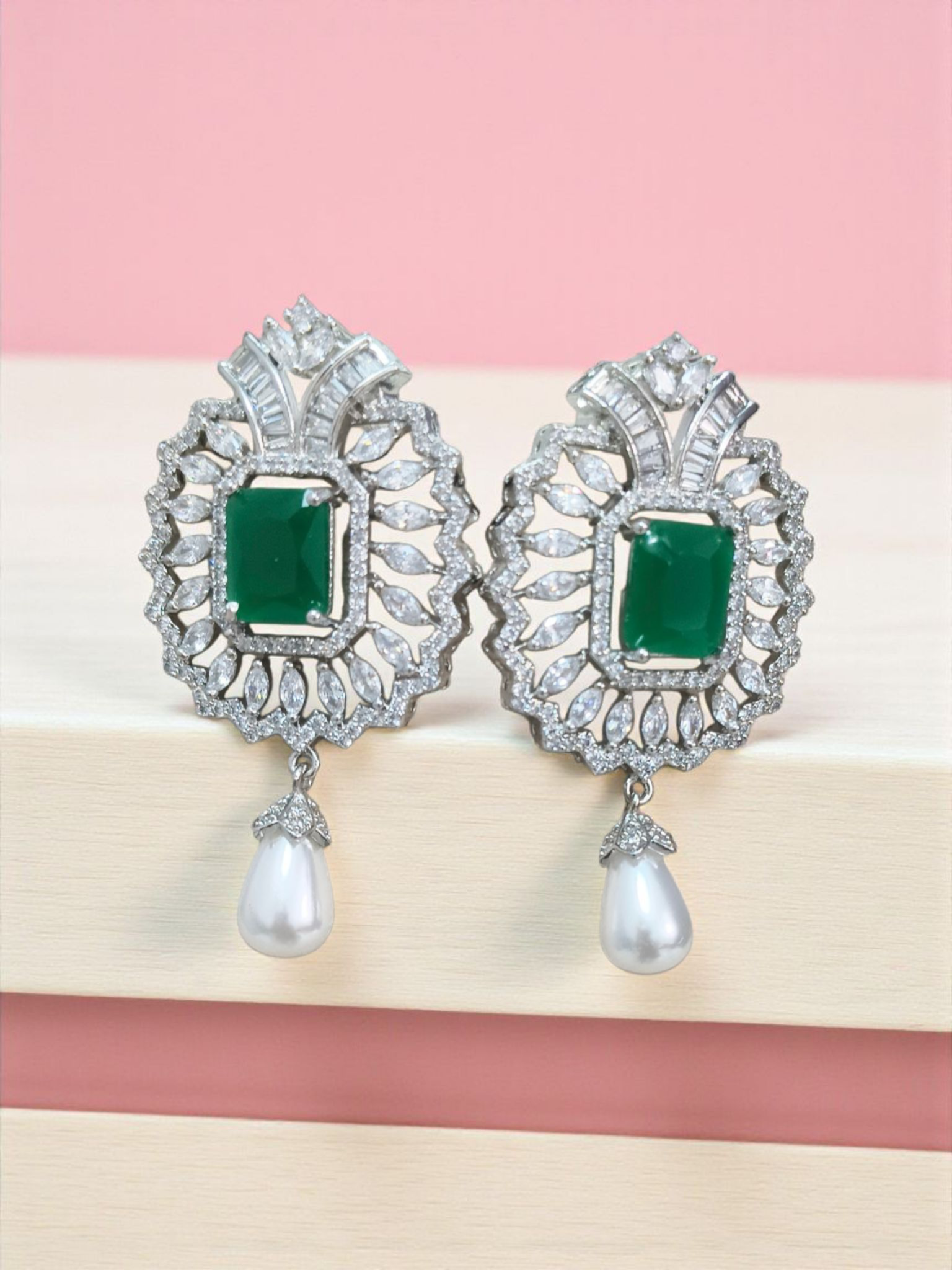Nawab-e-Zewar Green Pearl Set