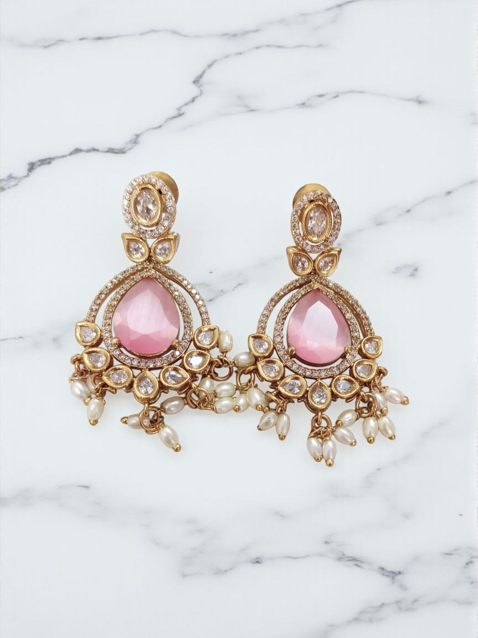 Gulabi Spark Short Necklace Set