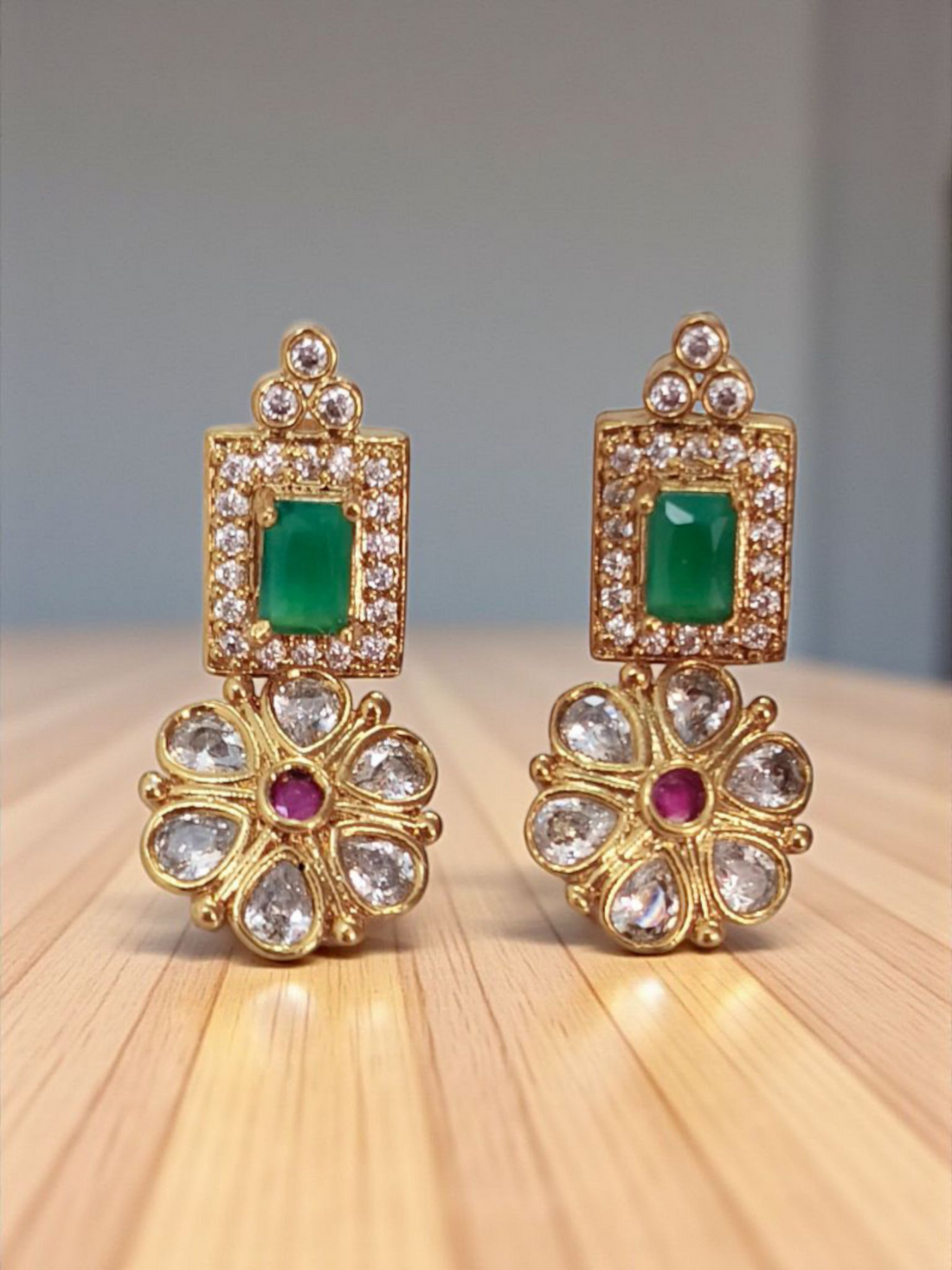 Rasrang Short Necklace Set