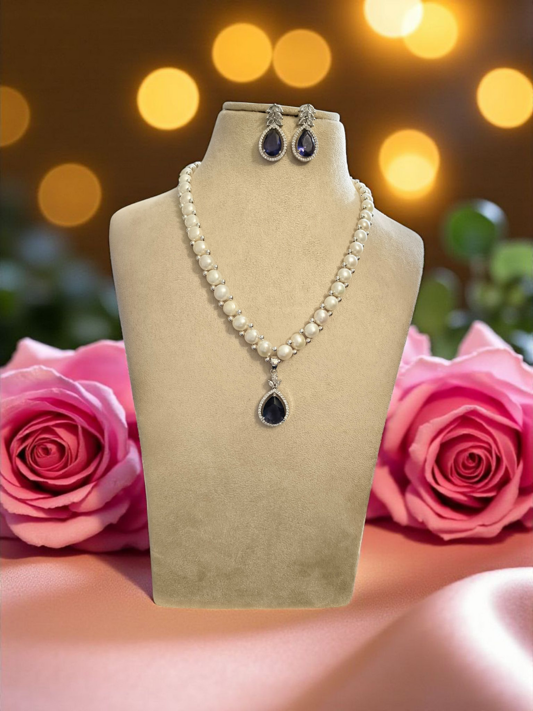 Indigo Glow Single Line Button Pearls Set