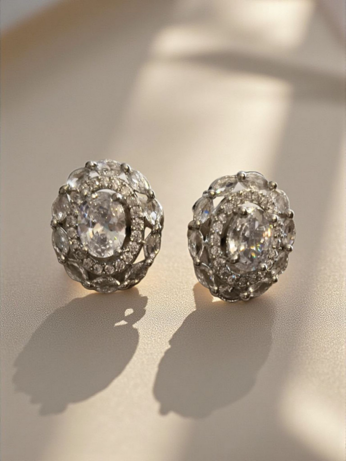 Ivory Glow Single Line Button Pearls Set