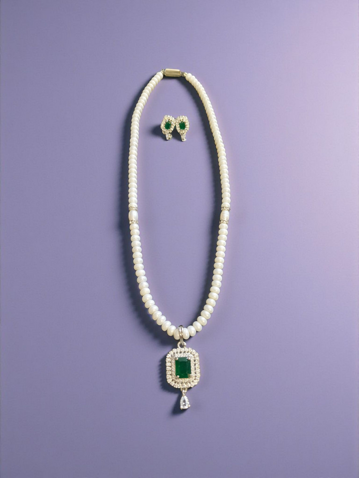 Nature's Glow Single line Pearl Set