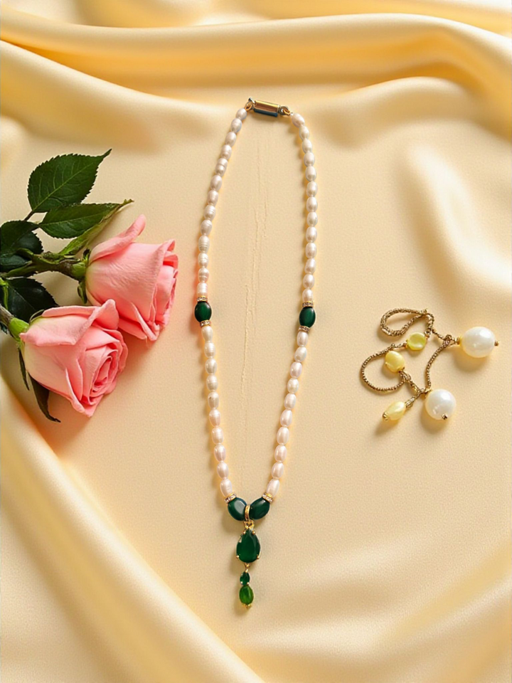 Emerald Glow Single line Pearl Set