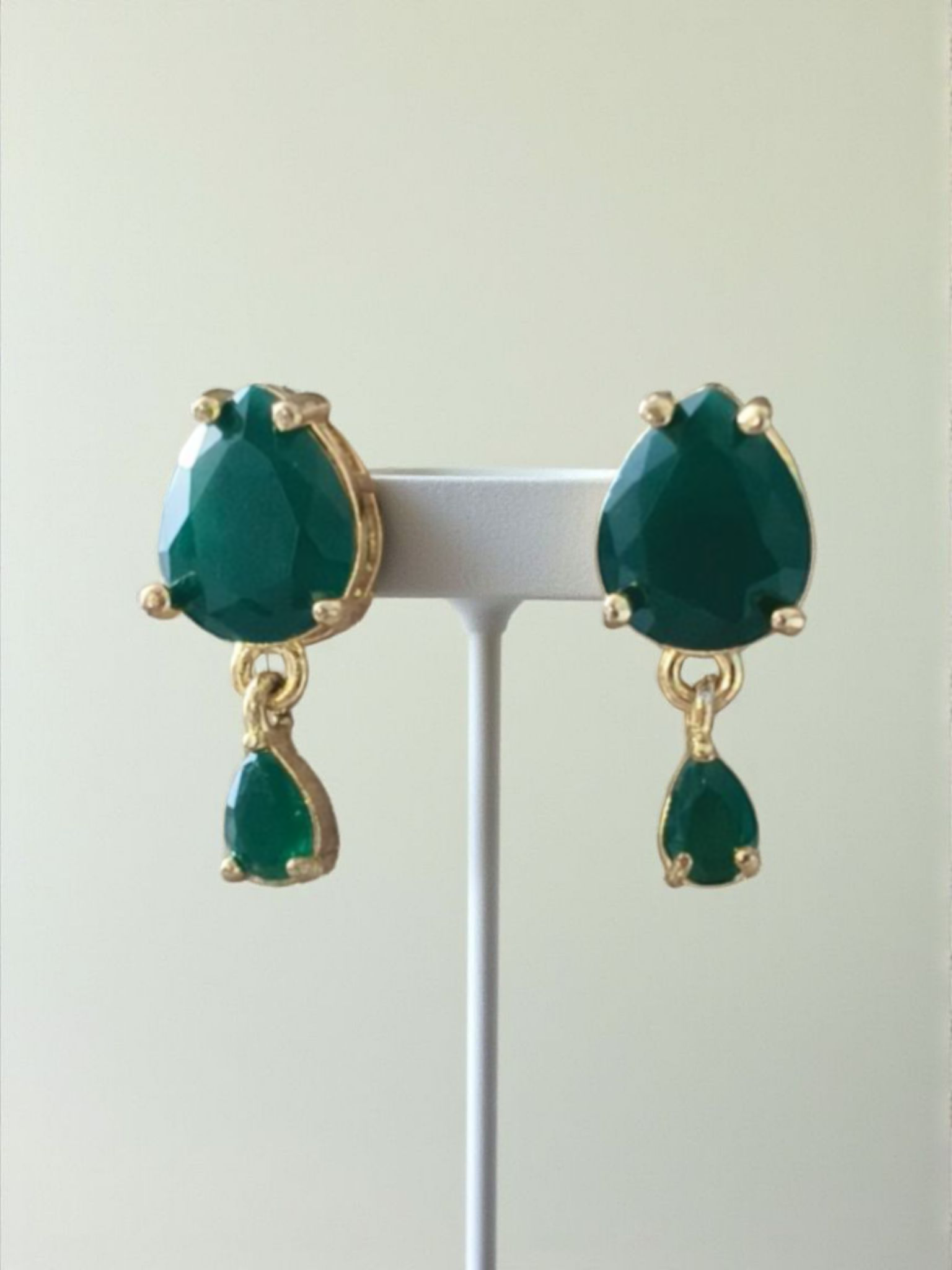 Emerald Glow Single line Pearl Set