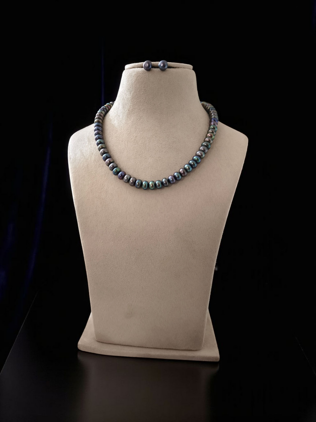 Grey Aura Single line Pearl Set