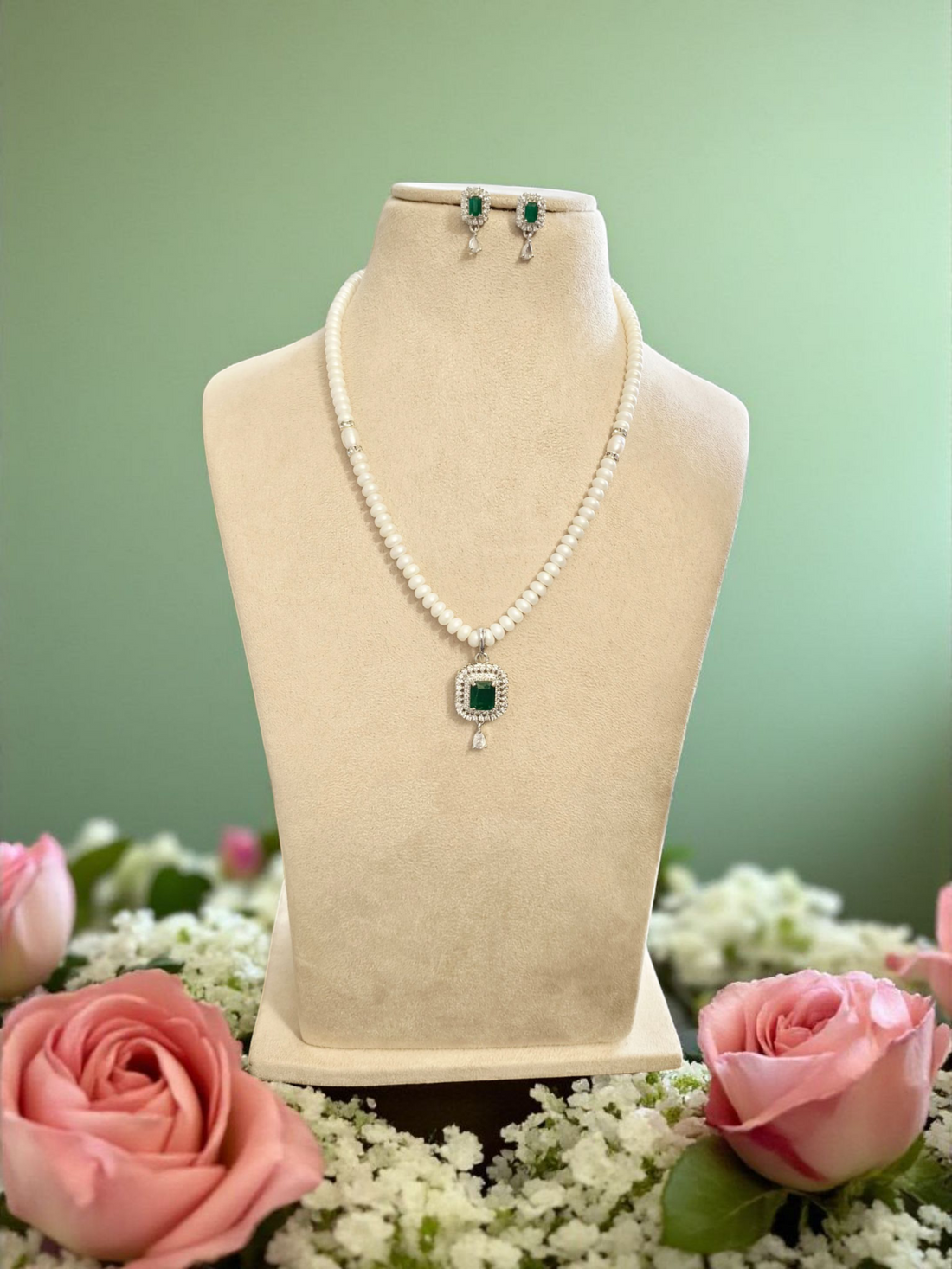 Nature's Glow Single line Pearl Set