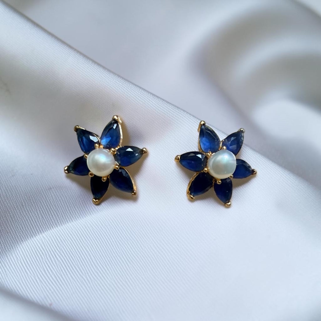 Midnight Bloom Pearl Studs